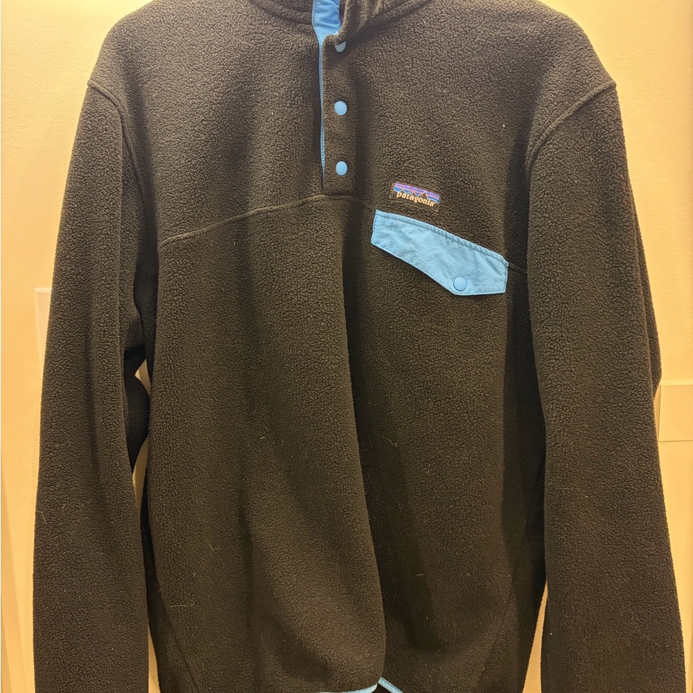 Patagonia Synchilla Black Fleece with Purple Trim